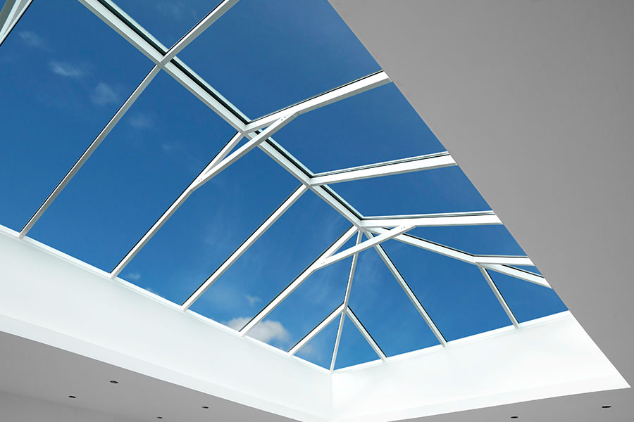 Large lantern roof for extension