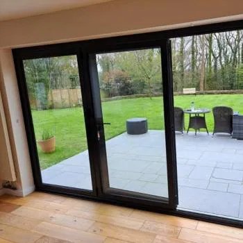 Double-glazing Noss Mayo - Aluminium Bifold Review - Landmark Windows and Doors