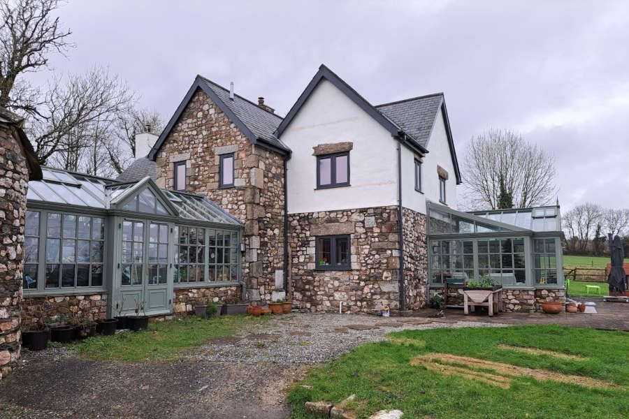 Double-glazing Noss Mayo - Traditional Homes with Sash Windows - Landmark Windows and Doors Double-glazing Noss Mayo - Traditional Homes with Sash Windows - Landmark Windows and Doors