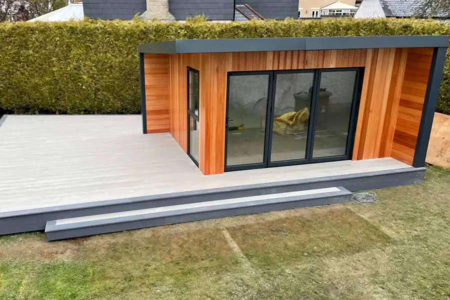 Double-glazing Hope Cove – Wood Panel Outbuilding – Landmark Windows and Doors Double-glazing Hope Cove - Wood Panel Outbuilding - Landmark Windows and Doors
